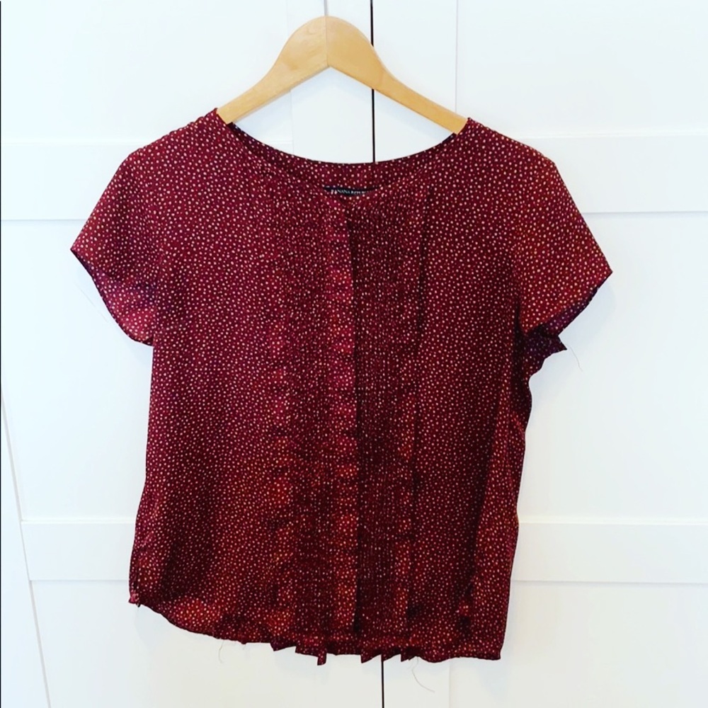 Banana Republic Burgundy Polka Dot Pleated Blouse Size Small